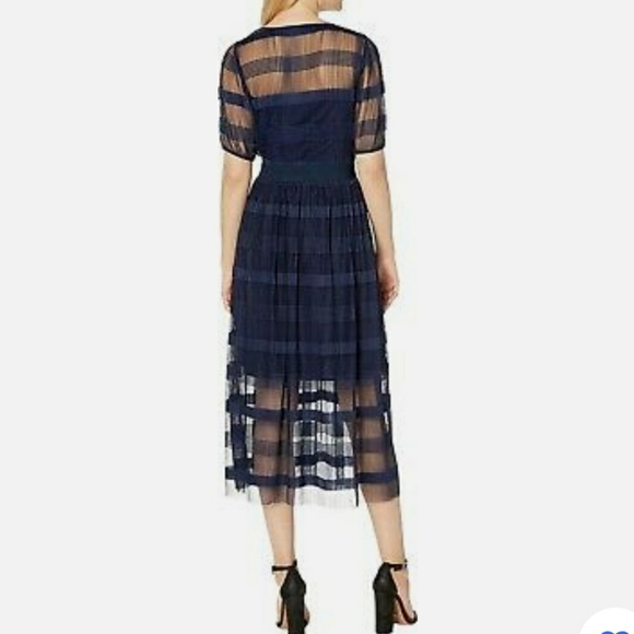 Layered sheer dress - Picture 3 of 4